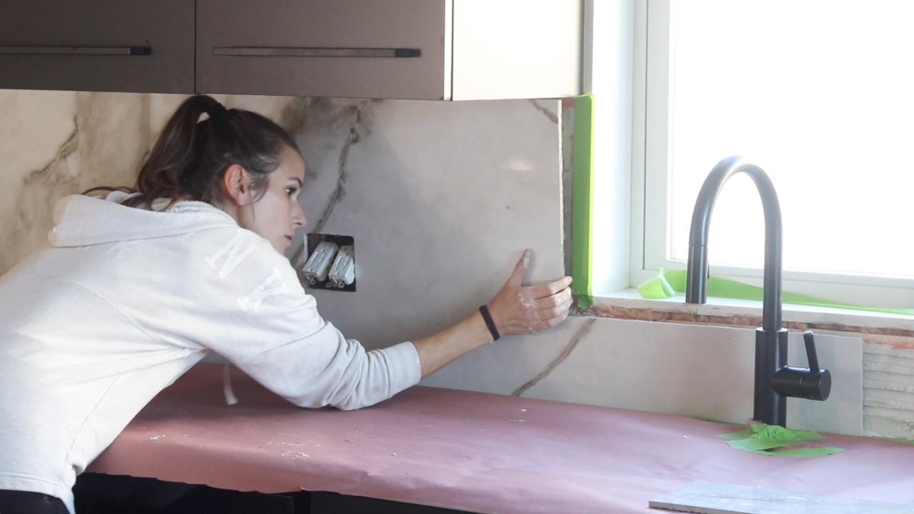 Large Format Tiles That Look Like Real Stone | DIY Budget Backsplash