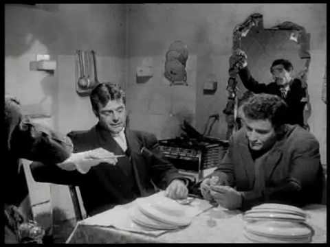 I soliti ignoti scena della pasta e ceci