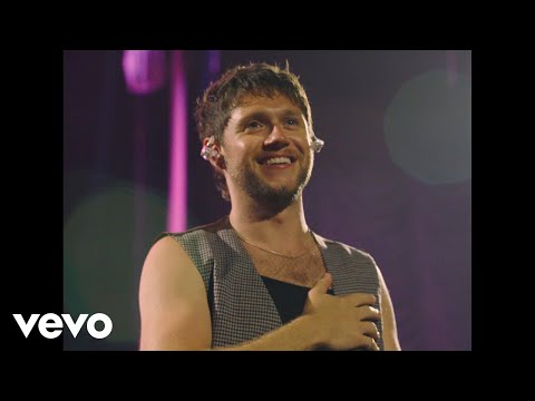 Niall Horan - Slow Hands (Live From Madison Square Garden)