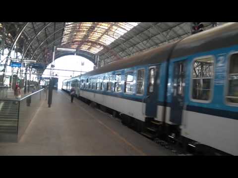 Příjezd 362.062 s rychlíkem do Prahy hl.n.