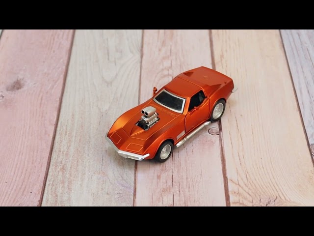 Автомобиль гоночный раритетный kings toy инерционный световые звуковые эффекты металлический оранжевый  - видео