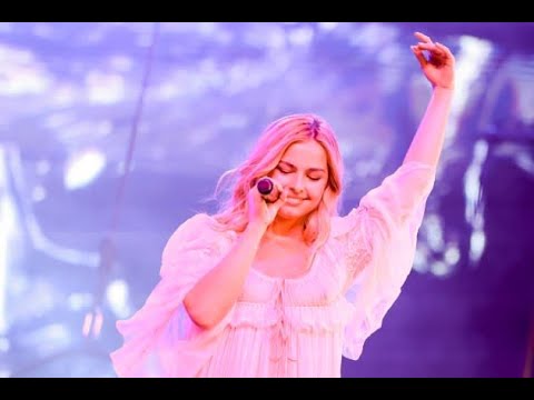 Addison Rae’s Global Tour Map—See If She’s Coming to Your City!