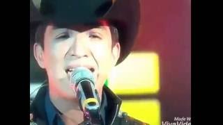 Duelo-Lleno De Nada (En Vivo)