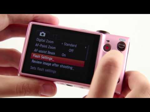 Canon Ixus 132 Is a Tiny 16MP Camera
