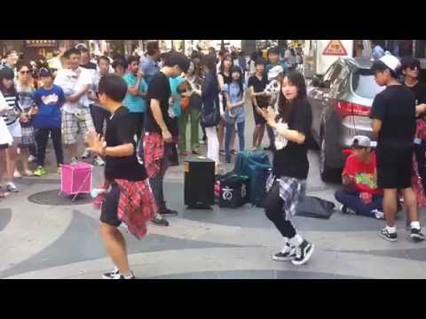 EXO 'Growl' Street Performance