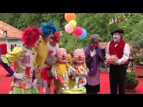 TAKOLO, PIRRITX, PORROTX ETA MARI MOTOTS 25 urteko errepasoa (2012)