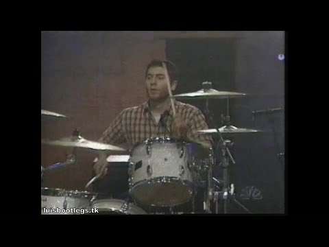 1998-03-17 blink-182 - Dammit - Live on Late Night With Conan O'Brien