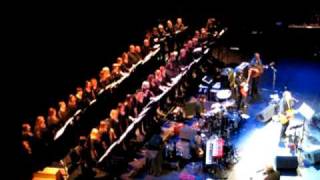 Ray Davies and The Crouch End Festival Chorus - See My Friends