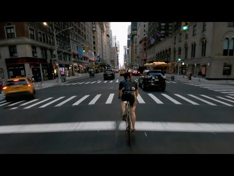 Hotline Lucas Brunelle