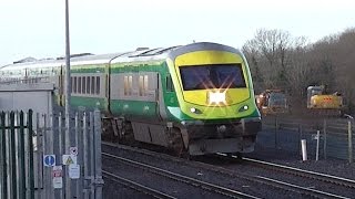 preview picture of video 'Mk4 Intercity train + 201 Class Loco - Hazelhatch & Celbridge'