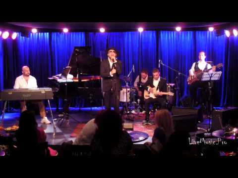 WILLIE K. AND HIS ACOUSTIC SOUND MACHINE 16 08 15