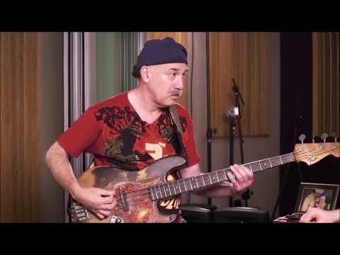 Bobby Vega - amazing bass technique