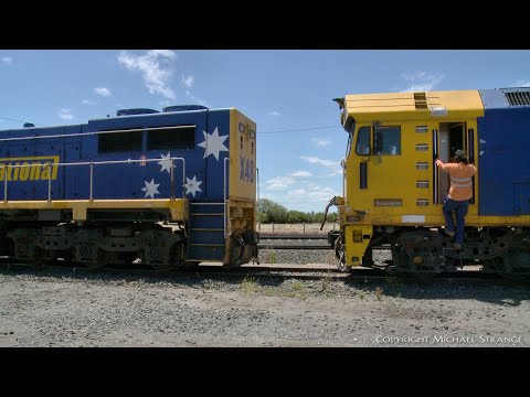 BL30 Removed From Grain Train & Stables At Gheringhap (9/12/2020) - PoathTV Australian Railways