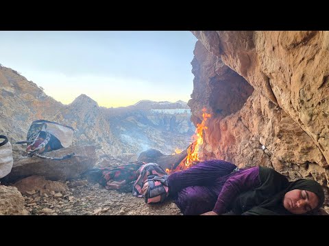  Night of Terror in the Zagros | Two Nomadic Women Alone Among Wild Beasts!