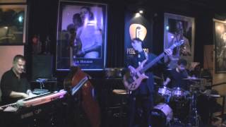 Serrado (Djavan) - Joao Mascarenhas Brazilian Jazz Trio