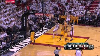 LeBron nice pass to Birdman