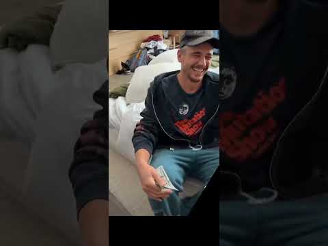 James Franco and David Dobrik gifts $1000 to his roommate #daviddobrik #jamesfranco #spiderman