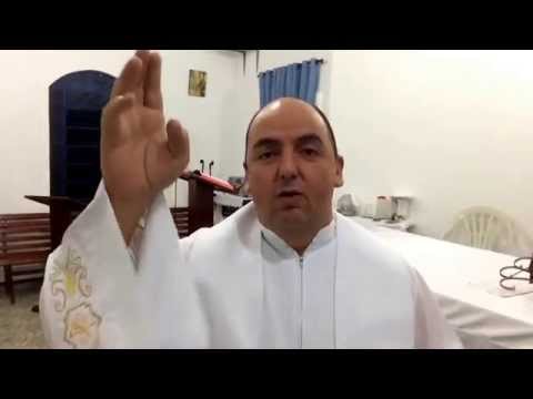 Evangelho em 30 segundos 31/05/2015 Domingo da Santíssima Trindade