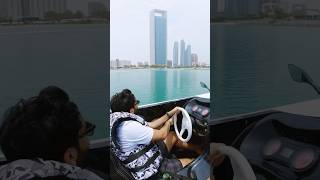 سيارة تمشي عالماء 🏎️😍 #shorts