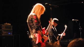 Lita Ford -&quot;BACK TO THE CAVE&quot; -