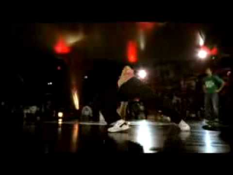 Hong 10 vs. Ronnie @ Red Bull BC One 2006