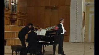 Hvorostovsky in 1990 - Bella siccome un angelo from Don Pasquale (Donizetti)