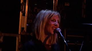 Ingrid St Pierre - La lumineuse (Live @ Café de la Danse)