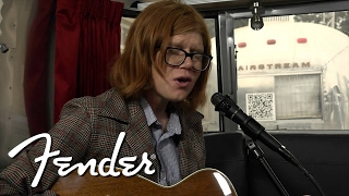 Brett Dennen Performs "Sydney (I'll Come Running)" | Fender