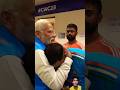 PM Modi Embraces Mohammad Shami And Encourages Him And Team India After The CWC 2023 Final Loss🥹