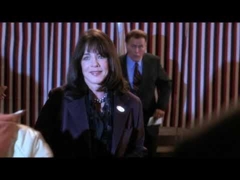 Jed and Abbey Bartlet: "I was just fixing my make up" // The West Wing S4E7