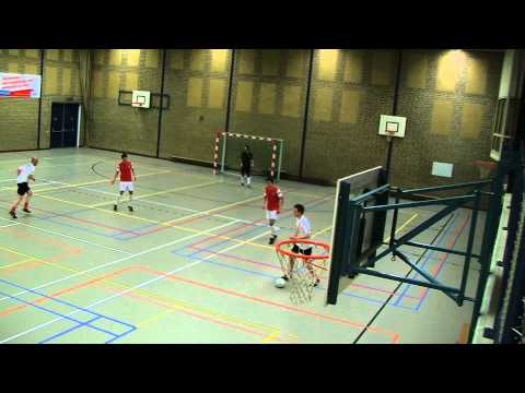 Zaalvoetbal Victoria Boys 1 -  Robur 11_09032015