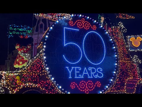 [2022 OPENING NIGHT] Disneyland Main Street Electrical Parade - 50th anniversary MAIN STREET VIEW