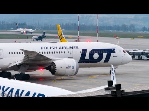 30 MINUTE PLANESPOTTING KRAKOW AIRPORT + LIVE ATC!!