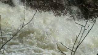 preview picture of video 'Nice waterfall near Carbondale and Murphysboro, Illinois'