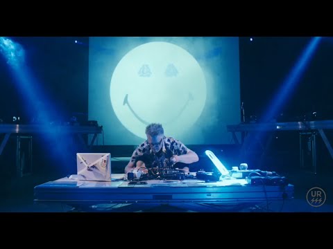 JANEK SCHAEFER : LIVE outdoor A/V show, Italy 2015 [HD]