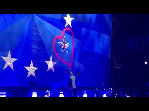 U2 - New Years Day (live) - Manchester Arena 20/10/2018