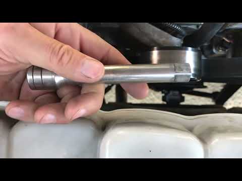 BEST TRICK! 7.3 Powerstroke Fan Clutch Removal.