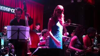 Delfina Oliver & Artistry Big Band - How High The Moon @ Bebop Club, 30.04.14 [HD]