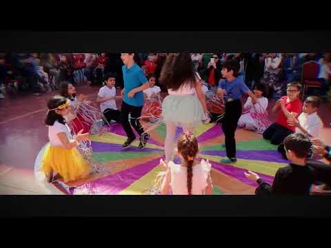 Mavikent Koleji - 23 Nisan İngilizce Colors Song । Color Dance for Children Gösterisi