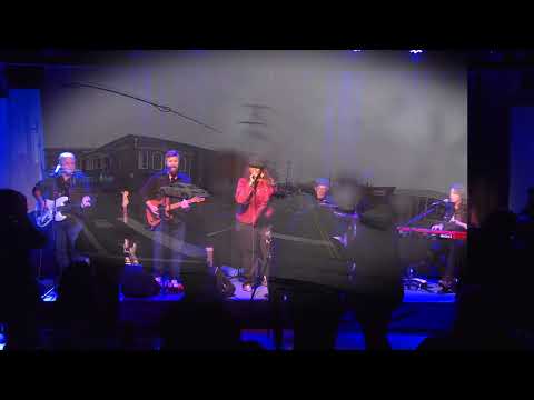 Lisa Law Walnut February 60 Promo