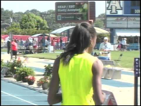Girls 200m EE Heat 3 - New Balance Nationals Outdoor 2013