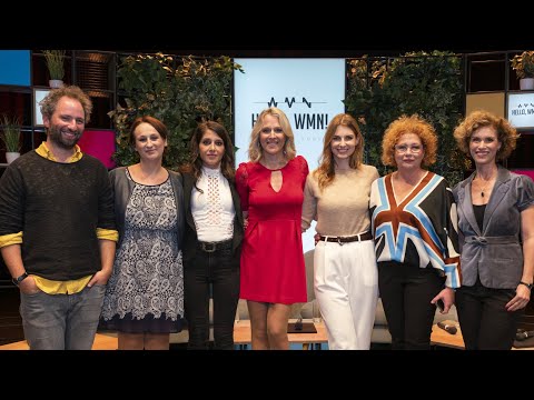 Hello, WMN! Kinek van köze ahhoz, hogy szülünk-e? Kormos Anett, Hadas Kriszta, Wolf Kati a színpadon