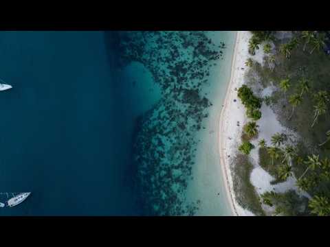 30 Days on a French Polynesian Island in 3 Minutes