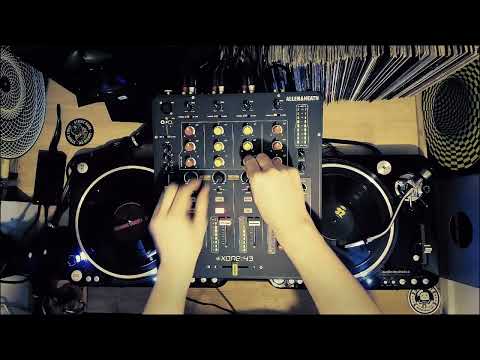 Colin H - Pounding Grooves 100% Vinyl Set (Classic Techno)