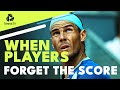 When Tennis Players Forget The Score ?