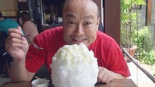 preview picture of video 'Huge Kaki-gori Tokoname 巨大カキ氷は暑い日に:Gourmet Report グルメレポート'