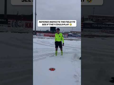 To no surprise... this game in Türkiye was called off ❄️😅 #soccer #turkey #snow