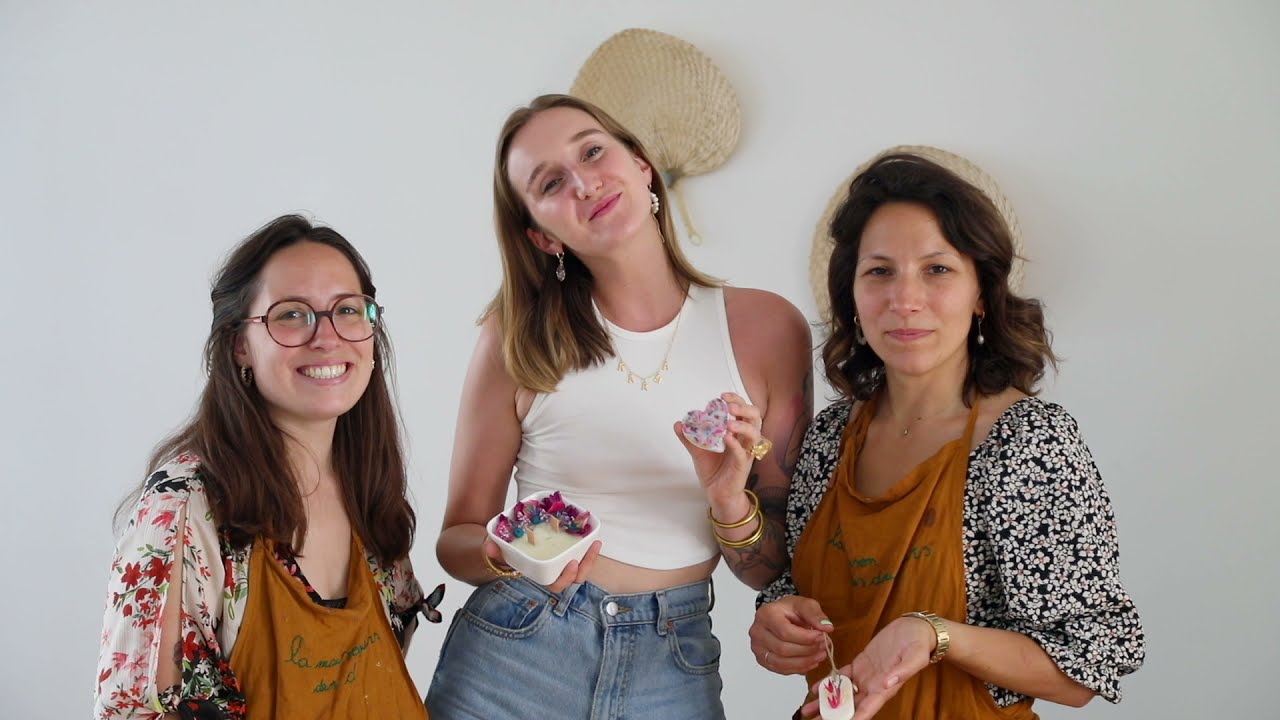 Rassemblez votre équipe et réalisez une bougie fleurie et suspension parfumée par personne avec Emilie et Laura - Video