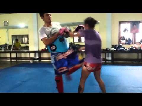 Working Forward Energy In Padwork - Petchrungruang Muay Thai