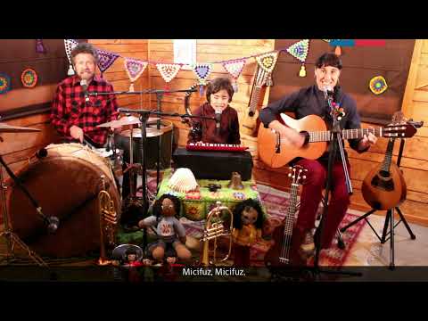 La gatita Carlota - Cajita Musical cap.1, Carmen Catalán - Música en mi Jardín